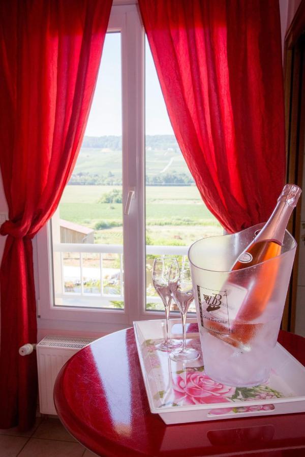 Domaine Bacchus Bed & Breakfast Reuil-sur-Marne Екстериор снимка