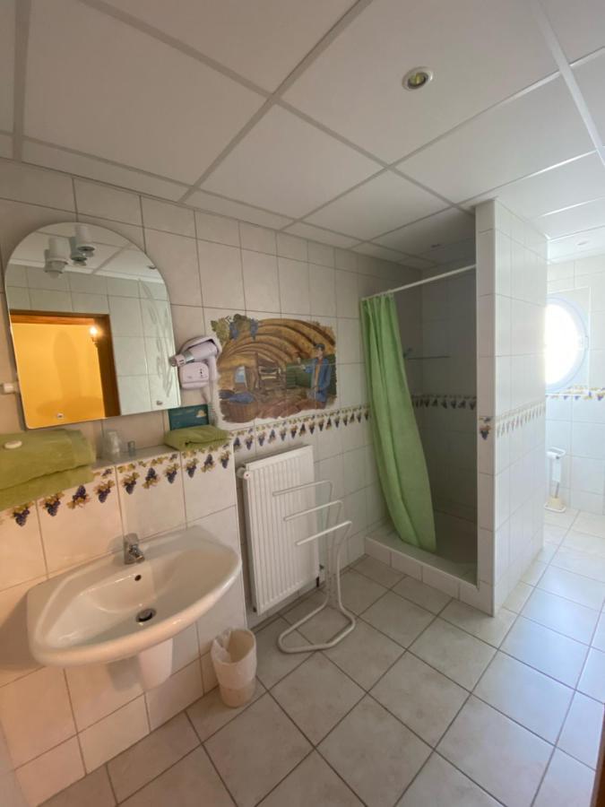 Domaine Bacchus Bed & Breakfast Reuil-sur-Marne Екстериор снимка