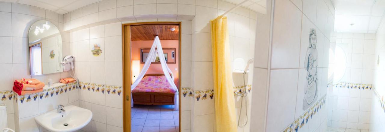 Domaine Bacchus Bed & Breakfast Reuil-sur-Marne Екстериор снимка